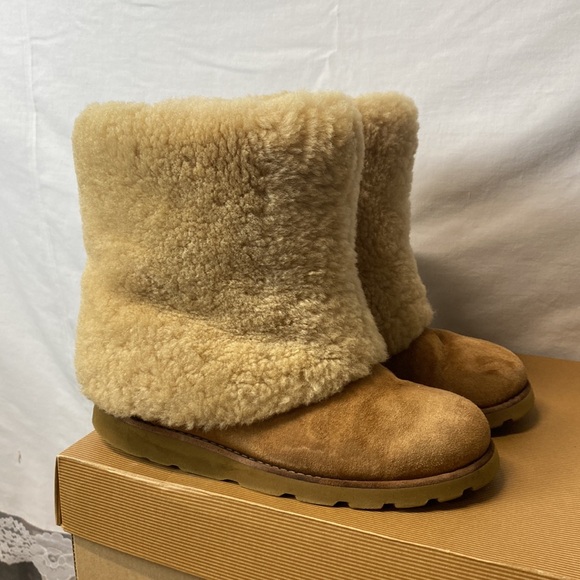 Ugg Boots Maylin Genuine Sheepskin Shearling Cuff Leather Suede S/N 3220 Size 7 - Picture 9 of 10